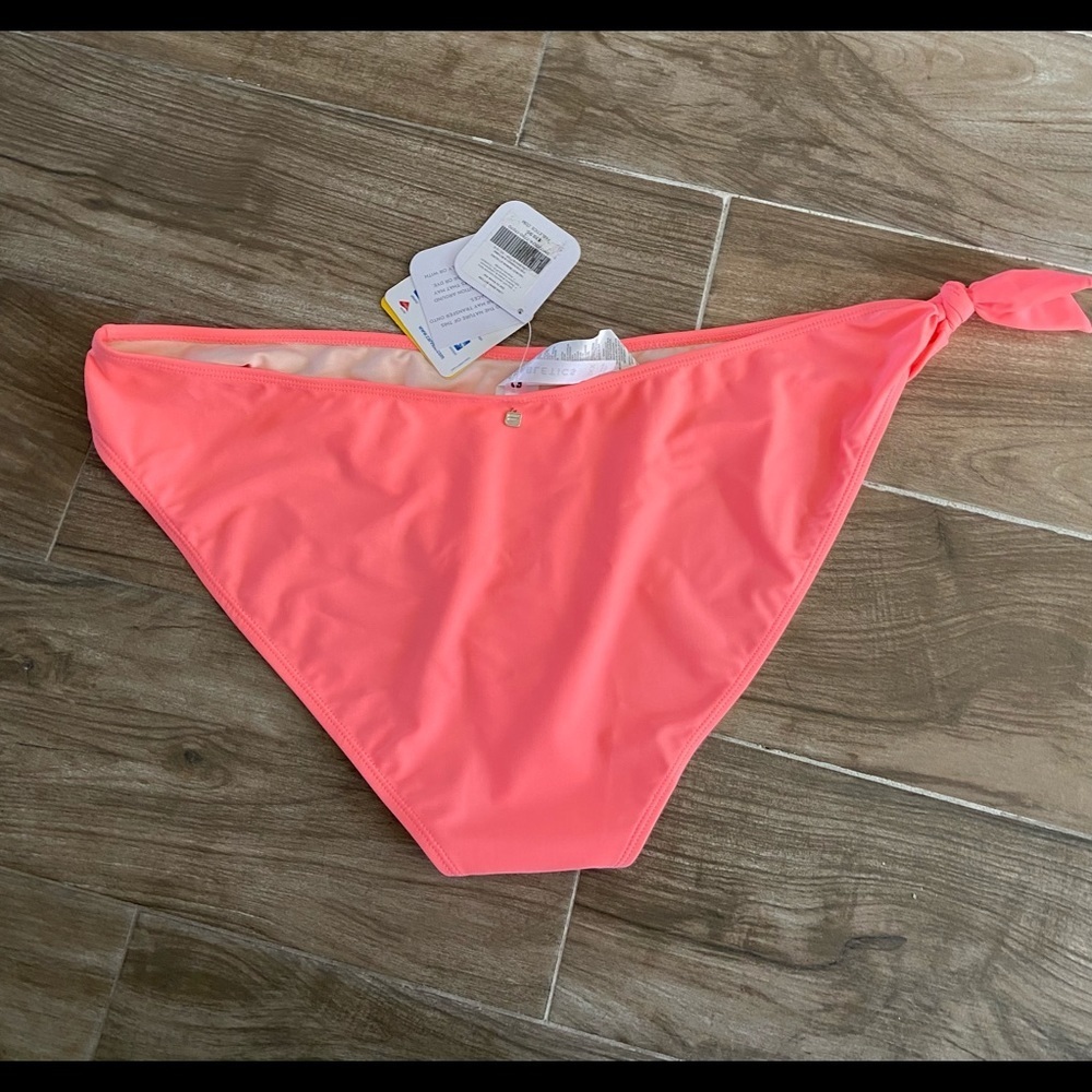 Fabletics women’s Bikini Bottom - Picture 9 of 9